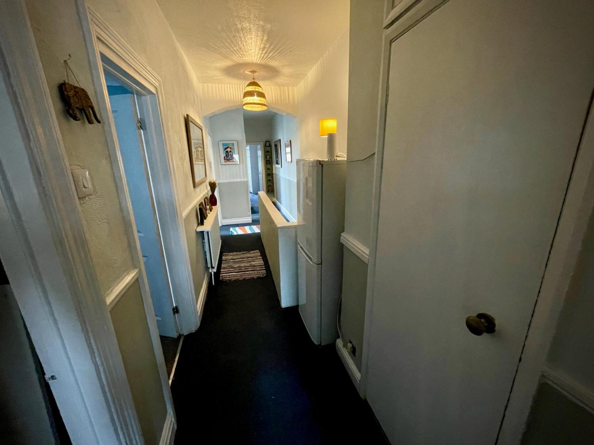 Апартаменты Stylish And Artistic Flat In Southend On Sea Экстерьер фото