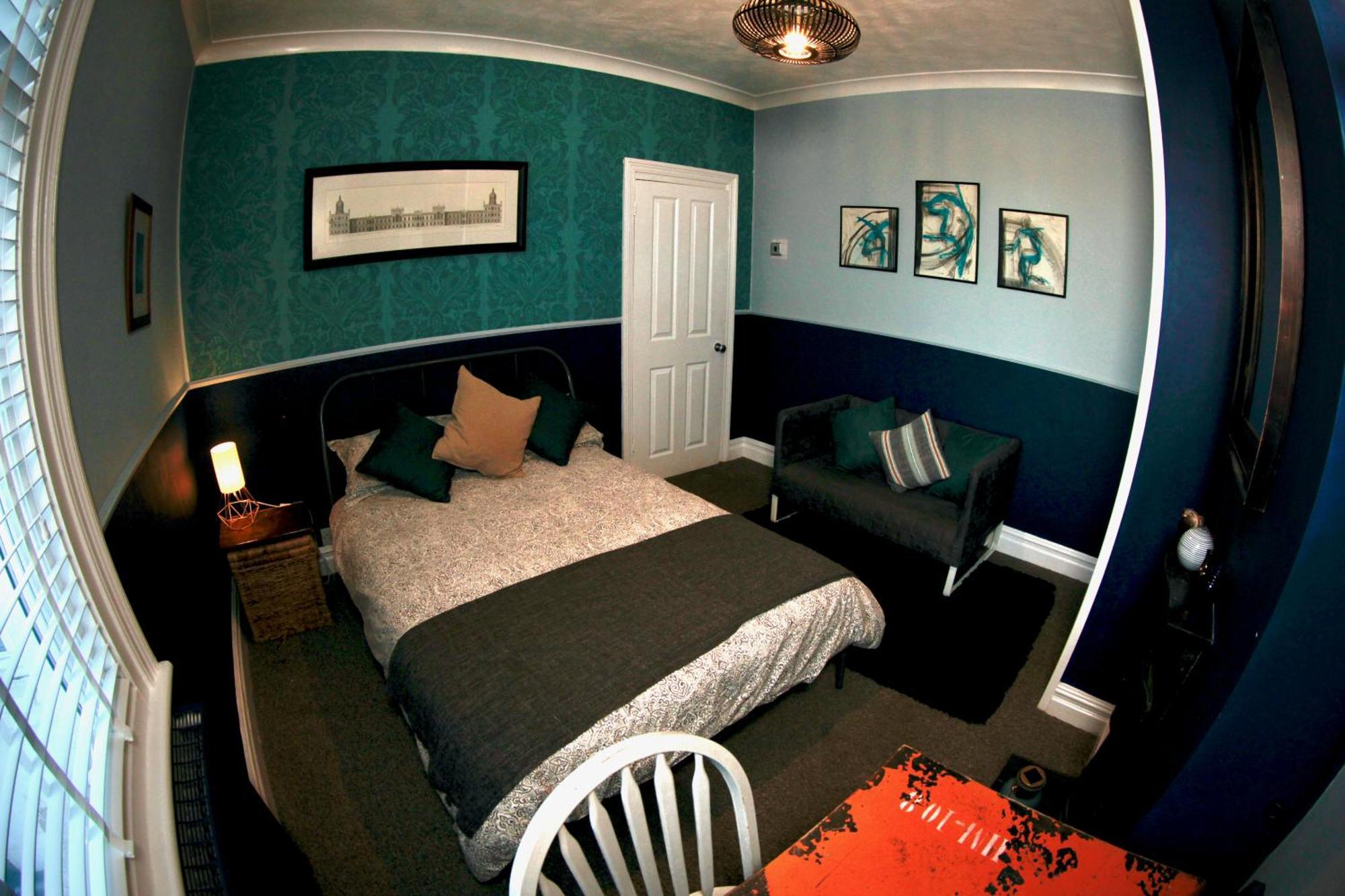 Апартаменты Stylish And Artistic Flat In Southend On Sea Экстерьер фото